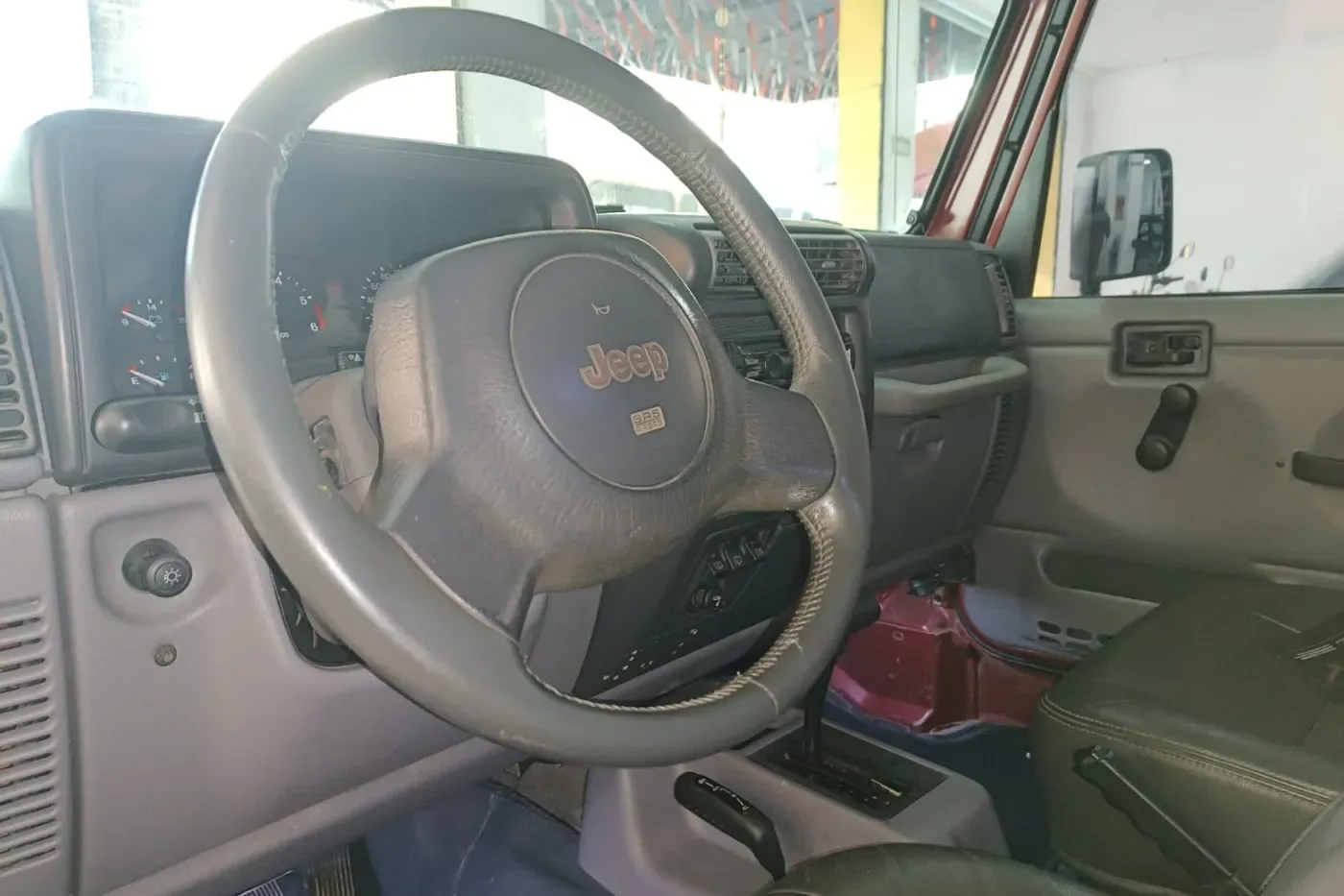 Jeep Wrangler 4.0 Sport 4x4 Teto Rígido 12V 2p 1997/1998
